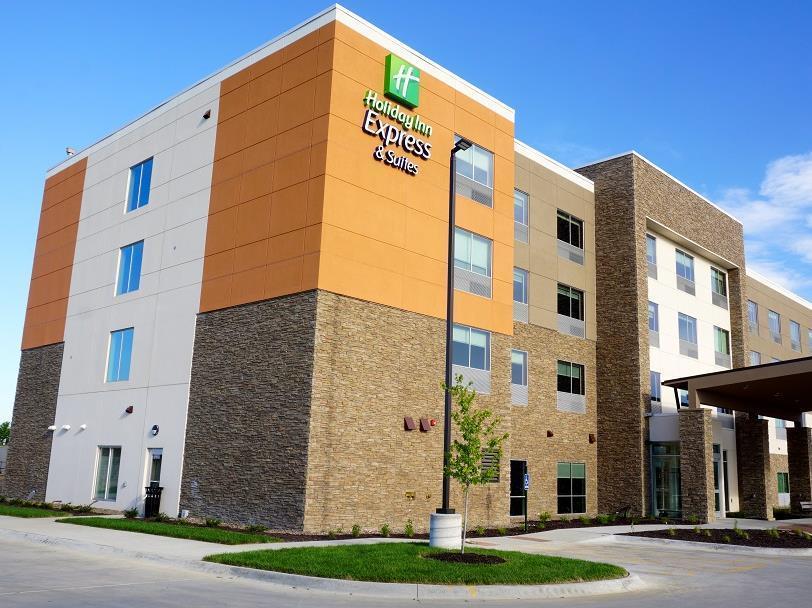 Holiday Inn Express & Suites Omaha - Millard Area By Ihg Extérieur photo
